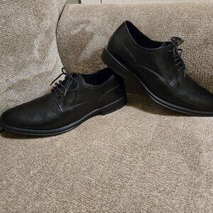 Men's Perry Ellis Black Dress Shoe - Size 10